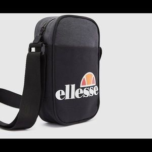 ELLESSE LUKKA CROSS BODY BAG